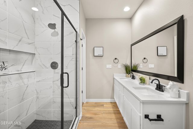 921 Raegil Street, El Paso, TX 79928