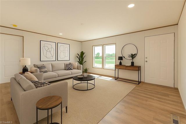 2064 Hatties Way, Hamptonville, NC 27020