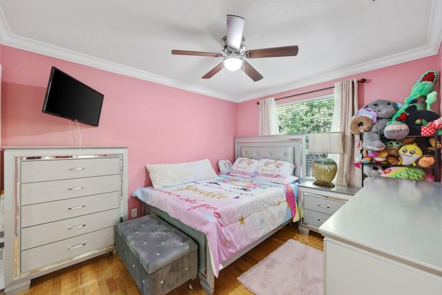 6024 Adriatic Way, West Palm Beach, FL 33413