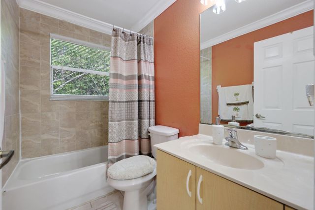 6024 Adriatic Way, West Palm Beach, FL 33413