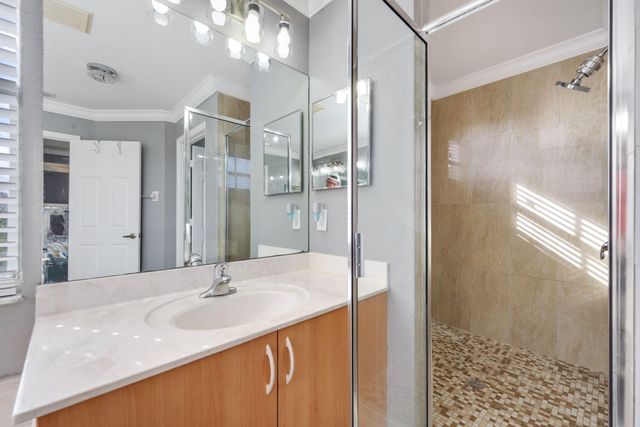 6024 Adriatic Way, West Palm Beach, FL 33413