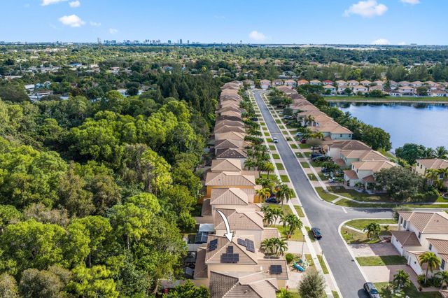 6024 Adriatic Way, West Palm Beach, FL 33413