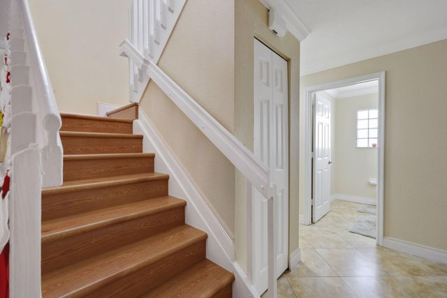 6024 Adriatic Way, West Palm Beach, FL 33413