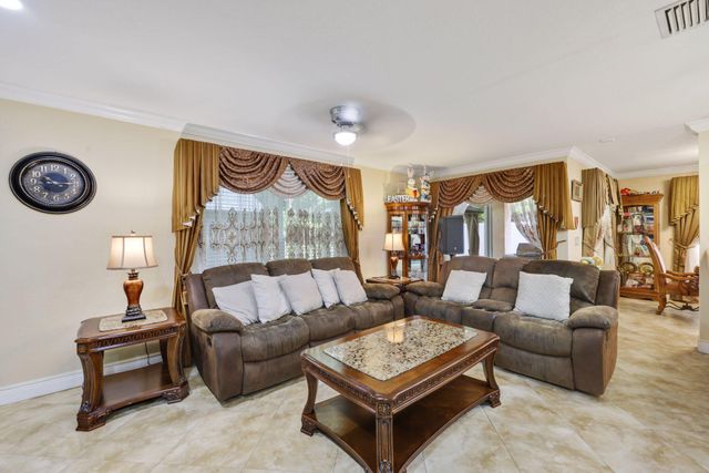 6024 Adriatic Way, West Palm Beach, FL 33413