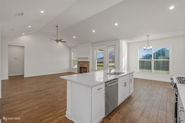 328 Prien Lake Loop, Bossier City, LA 71111