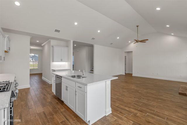 328 Prien Lake Loop, Bossier City, LA 71111