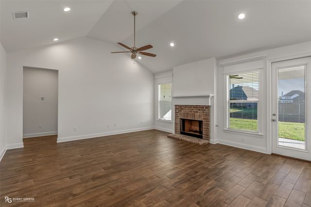 328 Prien Lake Loop, Bossier City, LA 71111