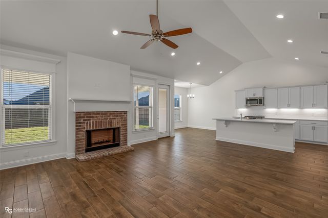 328 Prien Lake Loop, Bossier City, LA 71111