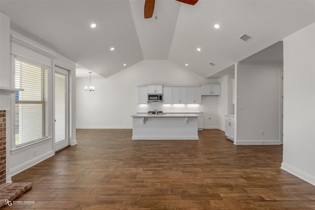 328 Prien Lake Loop, Bossier City, LA 71111