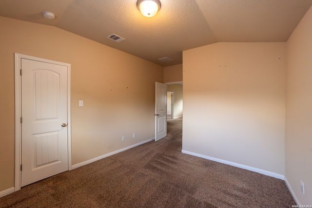 8731 Indian, Converse, TX 78109