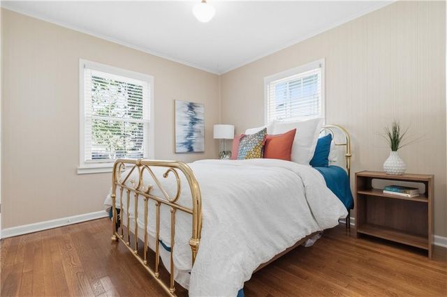 6008 Charlotte Street, Kansas City, MO 64110