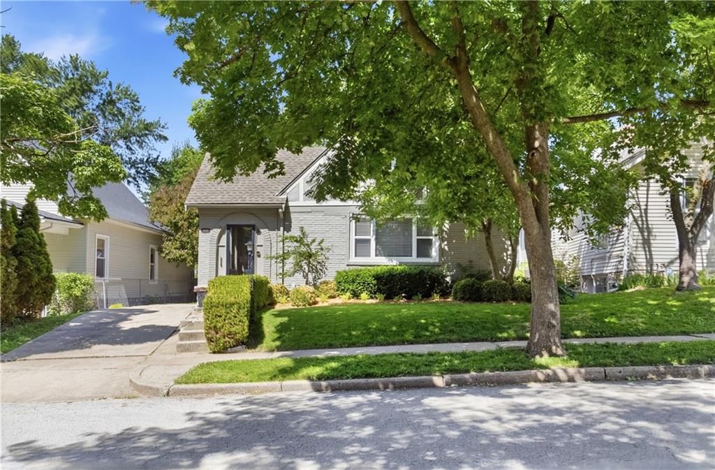 6008 Charlotte Street, Kansas City, MO 64110