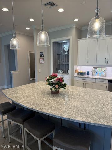 8765 Bellano CT 4, Naples, FL 34119