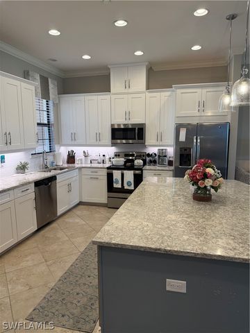 8765 Bellano CT 4, Naples, FL 34119