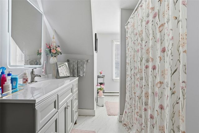 624 Line Ave, Ellwood City, PA 16117