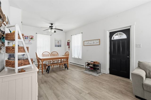 624 Line Ave, Ellwood City, PA 16117