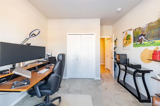 11516 Pheasant Circle, Taylor, MI 48180