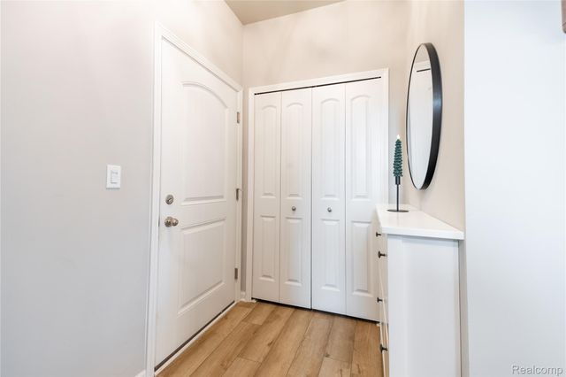 11516 Pheasant Circle, Taylor, MI 48180