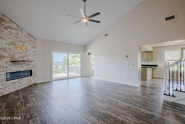 1918 Country Club Drive, Lynn Haven, FL 32444