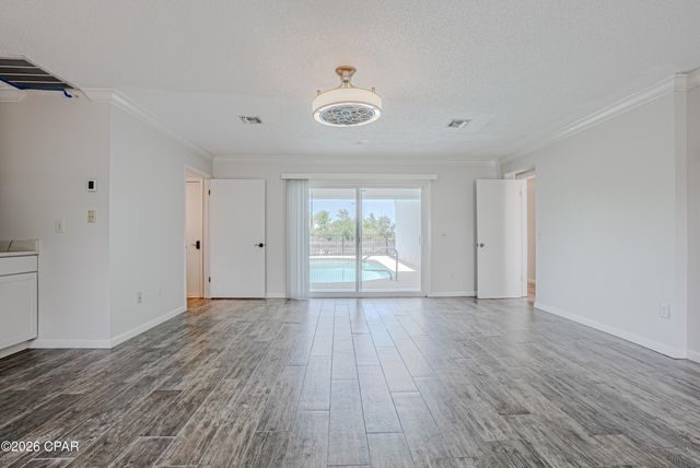 1918 Country Club Drive, Lynn Haven, FL 32444