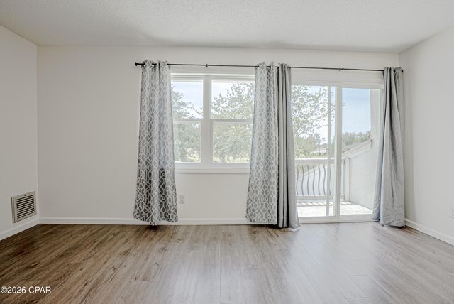 1918 Country Club Drive, Lynn Haven, FL 32444