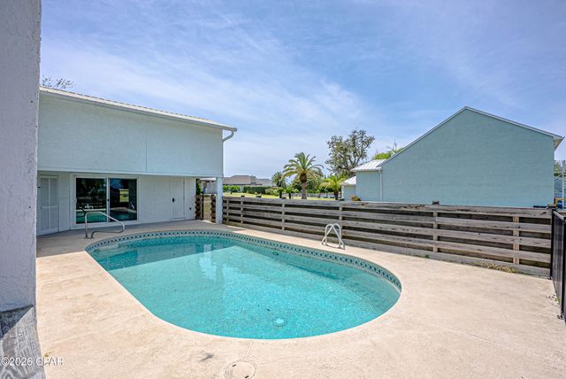 1918 Country Club Drive, Lynn Haven, FL 32444
