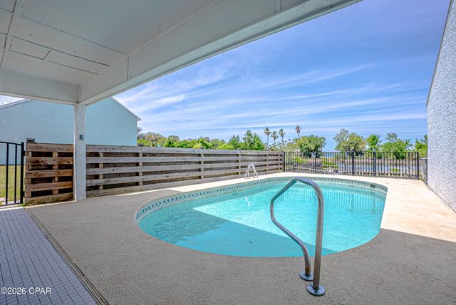 1918 Country Club Drive, Lynn Haven, FL 32444