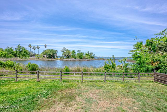 1918 Country Club Drive, Lynn Haven, FL 32444