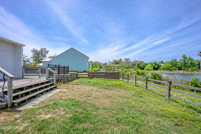 1918 Country Club Drive, Lynn Haven, FL 32444