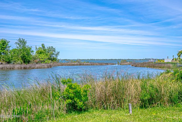 1918 Country Club Drive, Lynn Haven, FL 32444
