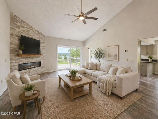1918 Country Club Drive, Lynn Haven, FL 32444