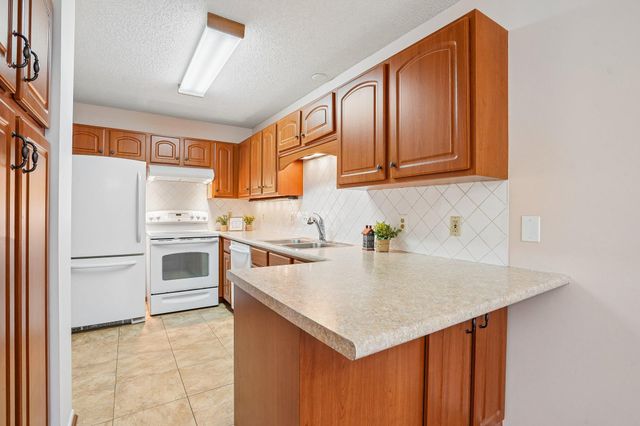 15859 Gooseberry Way, Apple Valley, MN 55124