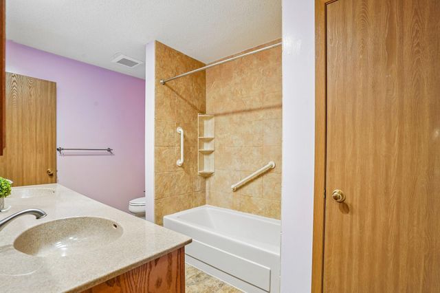 15859 Gooseberry Way, Apple Valley, MN 55124