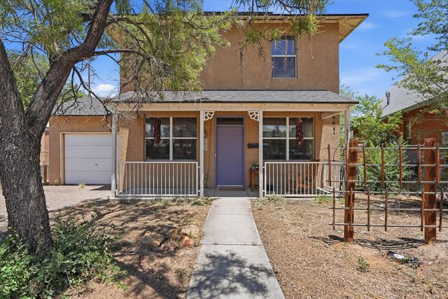 423 Placido Martinez Court NE, Albuquerque, NM 87102
