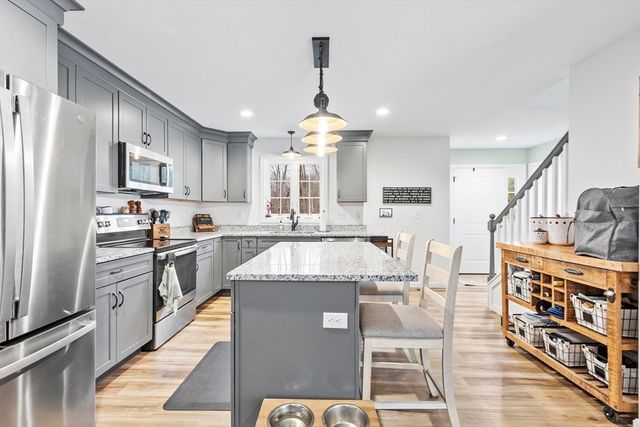 40 Doyle Ave, Winchendon, MA 01475
