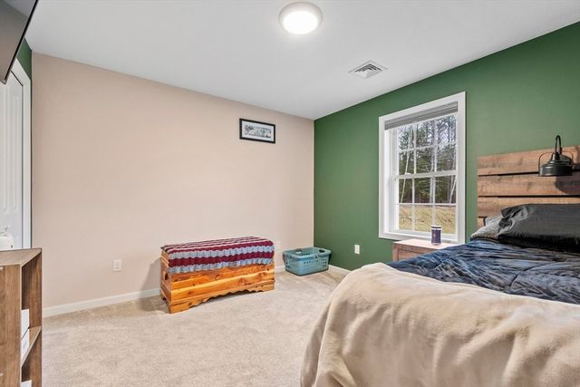 40 Doyle Ave, Winchendon, MA 01475