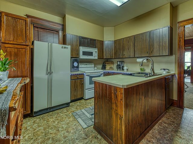 1873 N Ontario Street, Toledo, OH 43611
