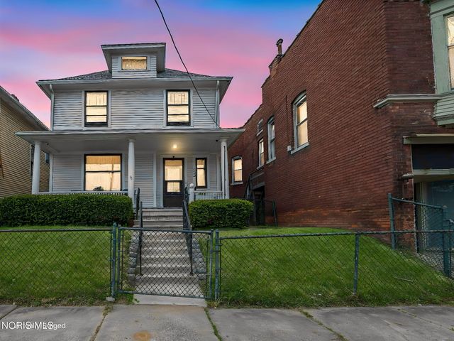 1873 N Ontario Street, Toledo, OH 43611