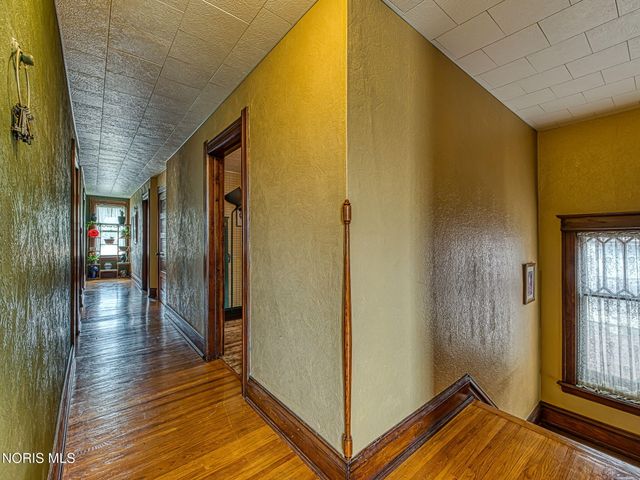 1873 N Ontario Street, Toledo, OH 43611