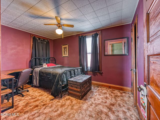 1873 N Ontario Street, Toledo, OH 43611