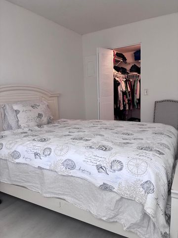 276 Brittany F, Delray Beach, FL 33446