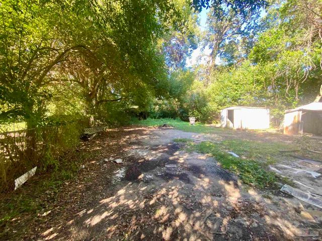 3008 W Lloyd St, Pensacola, FL 32505