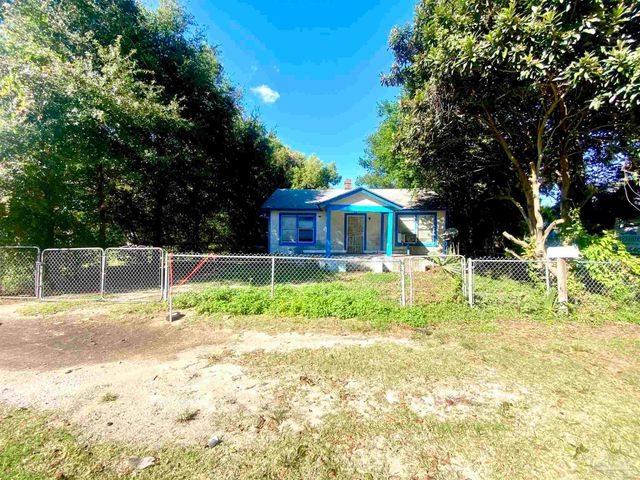 3008 W Lloyd St, Pensacola, FL 32505