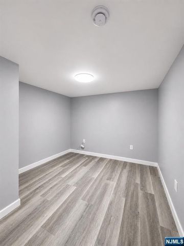34 Tichenor Terrace, Irvington, NJ 07111