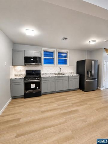 34 Tichenor Terrace, Irvington, NJ 07111
