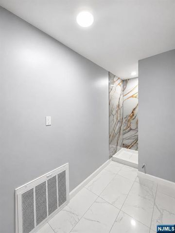 34 Tichenor Terrace, Irvington, NJ 07111