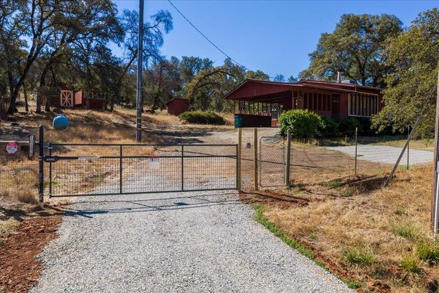 10379 Mooney Flat Rd, Smartsville, CA 95977