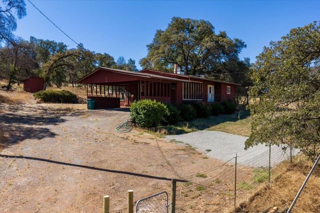 10379 Mooney Flat Rd, Smartsville, CA 95977
