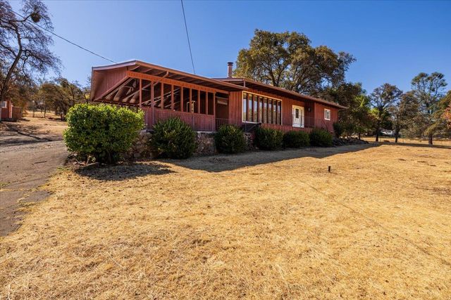 10379 Mooney Flat Rd, Smartsville, CA 95977