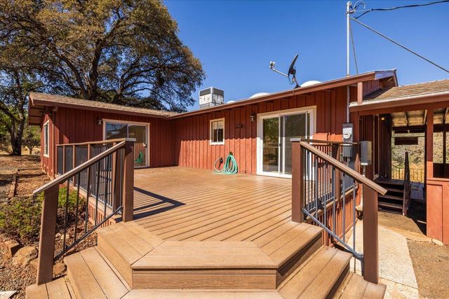 10379 Mooney Flat Rd, Smartsville, CA 95977